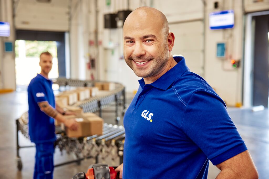 GLS team member delivering parcels